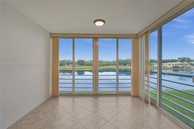 Beautifully maintained 2-bedroom, 2-bath in the highly on Pine Island Ridge Country Club in Florida - for sale on GolfHomes.com, golf home, golf lot