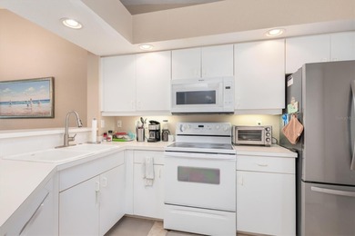 SUNNY, TURNKEY 55+ RETREAT WITH BRAND-NEW 2024 ROOF--MOTIVATED on Sabal Trace Golf and Country Club in Florida - for sale on GolfHomes.com, golf home, golf lot