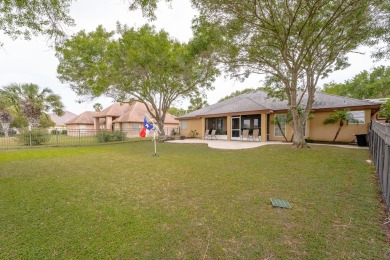 Spacious Golf Front Home on a large lot with lots of shade on on South Padre Island Golf Club in Texas - for sale on GolfHomes.com, golf home, golf lot