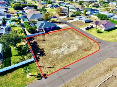 Oversized Corner Lot in Highly Desirable SW Cape Coral! on Royal Tee Country Club in Florida - for sale on GolfHomes.com, golf home, golf lot