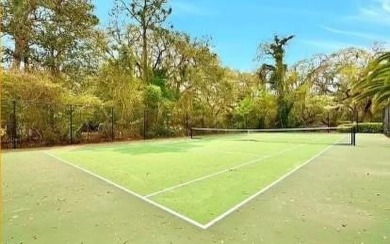 This charming 2-bedroom, 2-bath townhome villa is nestled in the on Golf Club of Amelia Island in Florida - for sale on GolfHomes.com, golf home, golf lot