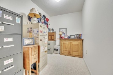 Elegant townhome overlooking Emerald Hills Golf Course featuring on Emerald Hills Golf Club in Iowa - for sale on GolfHomes.com, golf home, golf lot