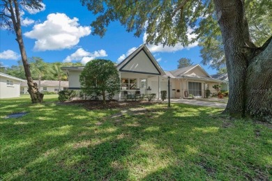 END UNIT in Crescent Ridge - Light, Bright & Move-In Ready!
 on On Top of the World Golf Course in Florida - for sale on GolfHomes.com, golf home, golf lot