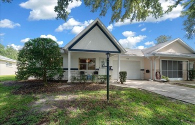 END UNIT in Crescent Ridge - Light, Bright & Move-In Ready!
 on On Top of the World Golf Course in Florida - for sale on GolfHomes.com, golf home, golf lot