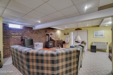 Pennwood community! Perfectly positioned for privacy and outdoor on Paupack Hills Golf and Country Club in Pennsylvania - for sale on GolfHomes.com, golf home, golf lot