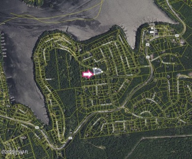 Pennwood community! Perfectly positioned for privacy and outdoor on Paupack Hills Golf and Country Club in Pennsylvania - for sale on GolfHomes.com, golf home, golf lot