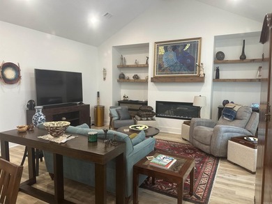 Home built by G2 Contractors.  Many upgrades to include all on Greystone Country Club in Arkansas - for sale on GolfHomes.com, golf home, golf lot