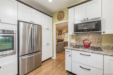 Stunning move-in ready condo in Maples of Novi! Enjoy the ease on The Maples Club in Michigan - for sale on GolfHomes.com, golf home, golf lot