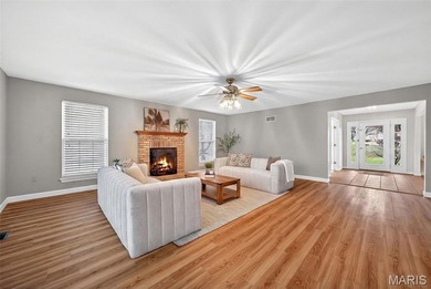 Welcome to this beautiful & spacious 4-bedroom, 3.5-bath home on The Falls Golf Club in Missouri - for sale on GolfHomes.com, golf home, golf lot