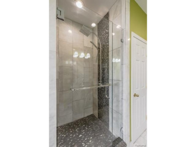 Stunning move-in ready condo in Maples of Novi! Enjoy the ease on The Maples Club in Michigan - for sale on GolfHomes.com, golf home, golf lot