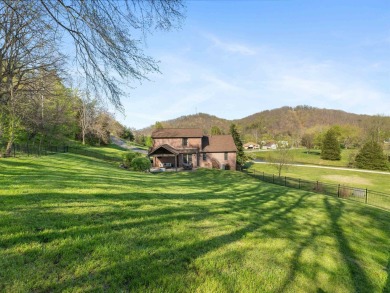 Welcome to this beautifully maintained 3-bedroom, 3 full bath on Twin Silos At Lavalette in West Virginia - for sale on GolfHomes.com, golf home, golf lot
