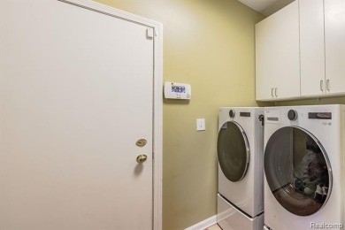 Stunning move-in ready condo in Maples of Novi! Enjoy the ease on The Maples Club in Michigan - for sale on GolfHomes.com, golf home, golf lot