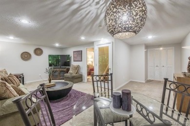 Stunning move-in ready condo in Maples of Novi! Enjoy the ease on The Maples Club in Michigan - for sale on GolfHomes.com, golf home, golf lot