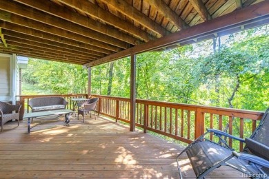 Stunning move-in ready condo in Maples of Novi! Enjoy the ease on The Maples Club in Michigan - for sale on GolfHomes.com, golf home, golf lot