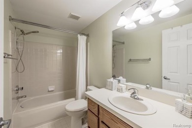 Stunning move-in ready condo in Maples of Novi! Enjoy the ease on The Maples Club in Michigan - for sale on GolfHomes.com, golf home, golf lot