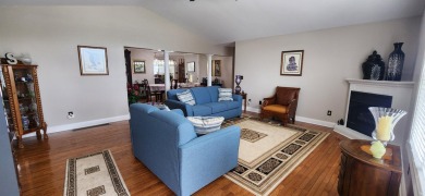 Take a load off and relax in this beautiful well maintained 3 on Battlefield Golf and Country Club in Kentucky - for sale on GolfHomes.com, golf home, golf lot