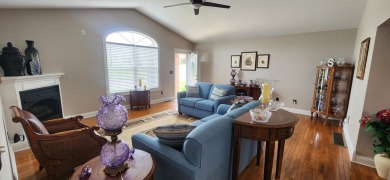 Take a load off and relax in this beautiful well maintained 3 on Battlefield Golf and Country Club in Kentucky - for sale on GolfHomes.com, golf home, golf lot