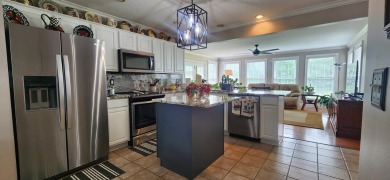 Take a load off and relax in this beautiful well maintained 3 on Battlefield Golf and Country Club in Kentucky - for sale on GolfHomes.com, golf home, golf lot