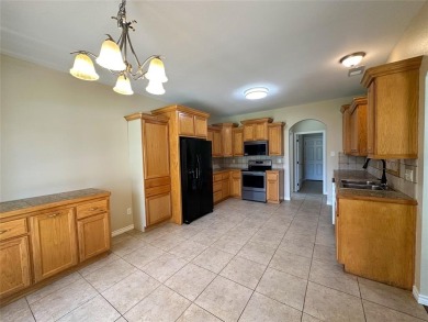 Beautiful custom 4BD 2BA home located just a golf cart ride away on Gatesville Country Club in Texas - for sale on GolfHomes.com, golf home, golf lot