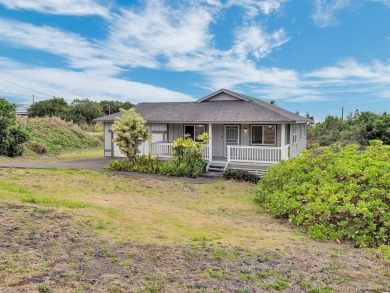Well-kept 3 bedroom, 2 bathroom home in Discovery Harbor is the on Discovery Harbour Golf Course in Hawaii - for sale on GolfHomes.com, golf home, golf lot