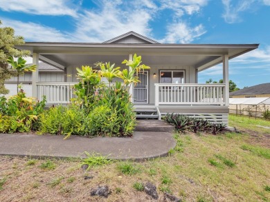 Well-kept 3 bedroom, 2 bathroom home in Discovery Harbor is the on Discovery Harbour Golf Course in Hawaii - for sale on GolfHomes.com, golf home, golf lot