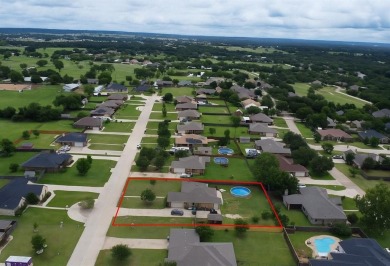 Beautiful custom 4BD 2BA home located just a golf cart ride away on Gatesville Country Club in Texas - for sale on GolfHomes.com, golf home, golf lot