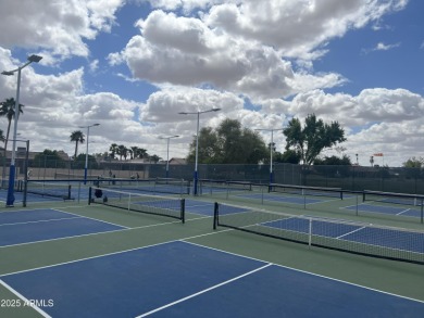 Luxuriously upgraded, fully remodeled 2Bed/2Bath double master on Sun Lakes Country Club in Arizona - for sale on GolfHomes.com, golf home, golf lot