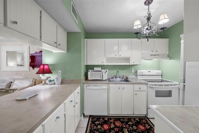 Amenities galore in this well-maintained FIRST FLOOR condo on Innisbrook Resort and Golf Club in Florida - for sale on GolfHomes.com, golf home, golf lot