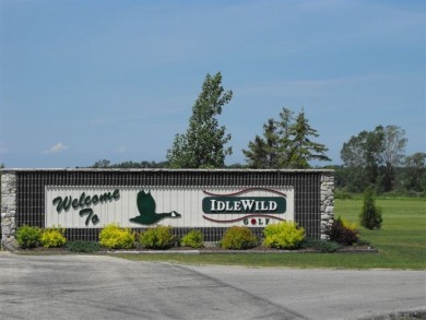 This lovely second story Lost Creek Residential Condominium unit on Idlewild Golf Course in Wisconsin - for sale on GolfHomes.com, golf home, golf lot