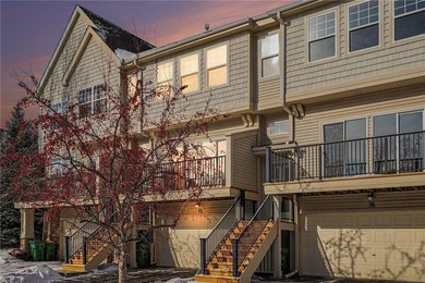 South-facing, move-in-ready townhome in the sought-after Lakes on TPC of the Twin Cities in Minnesota - for sale on GolfHomes.com, golf home, golf lot
