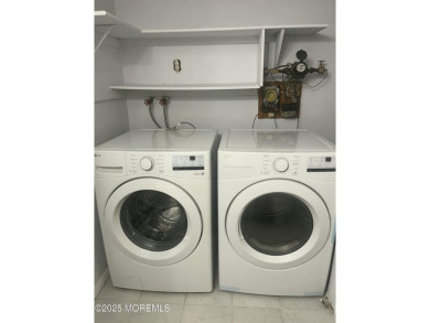 Charming 2 bedroom, 1 bath home situated on a desirable corner on Keswick Village Golf Course in New Jersey - for sale on GolfHomes.com, golf home, golf lot