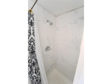 Discover your perfect getaway in this fully furnished tiny on Horseshoe Bend Country Club in Texas - for sale on GolfHomes.com, golf home, golf lot