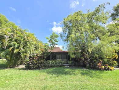 Best Priced 2/2 Corner Villa with Golf Course Views in Boca on Boca Lago Golf and Country Club in Florida - for sale on GolfHomes.com, golf home, golf lot