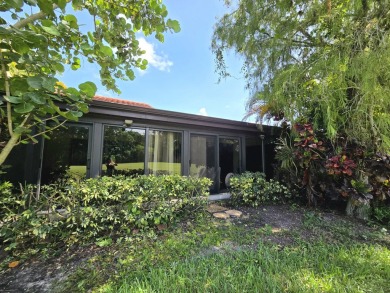 Best Priced 2/2 Corner Villa with Golf Course Views in Boca on Boca Lago Golf and Country Club in Florida - for sale on GolfHomes.com, golf home, golf lot