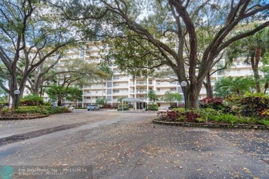 Wait until you see the view from this remodeled 3 bed/2 bath on Palm-Aire Country Club and Resort - The Oaks in Florida - for sale on GolfHomes.com, golf home, golf lot