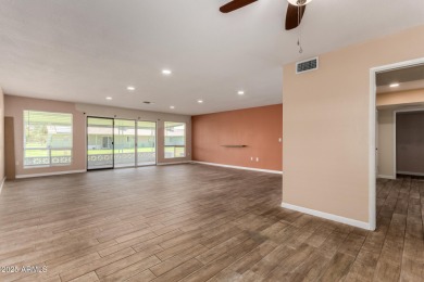 Welcome to this beautifully maintained 2-bedroom, 2-bath Gemini on Sun City Lakes West and East in Arizona - for sale on GolfHomes.com, golf home, golf lot