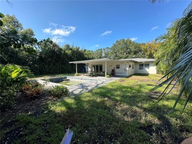 Under contract-accepting backup offers. Almost 1/2 Acre lot (0 on The Renaisssance Vinoy Golf Club in Florida - for sale on GolfHomes.com, golf home, golf lot