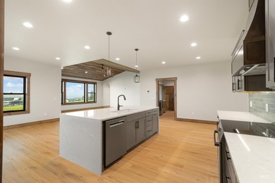 Brand new construction on Quail Ridge Golf Course in Clarkston on Quail Ridge Golf Course in Washington - for sale on GolfHomes.com, golf home, golf lot