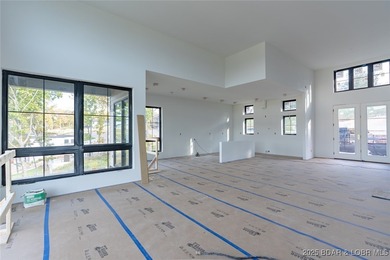 Amazing New Waterfront Home built by Thomas Construction in on The Oaks Golf Course in Missouri - for sale on GolfHomes.com, golf home, golf lot