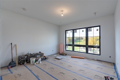 Amazing New Waterfront Home built by Thomas Construction in on The Oaks Golf Course in Missouri - for sale on GolfHomes.com, golf home, golf lot