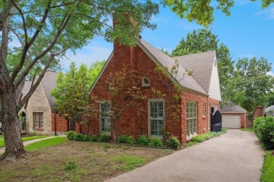 Step into the charm of Hollywood Heights and discover this on Tenison Park Golf Club in Texas - for sale on GolfHomes.com, golf home, golf lot