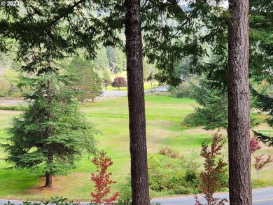 Motivated seller-HUGE price reduction! With amazing views of the on Cedar Bend Golf Course in Oregon - for sale on GolfHomes.com, golf home, golf lot