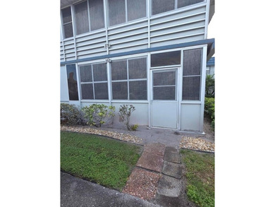 Welcome to this beautifully updated 2-bedroom & 2-bath first on Kings Point Golf -Flanders Way in Florida - for sale on GolfHomes.com, golf home, golf lot