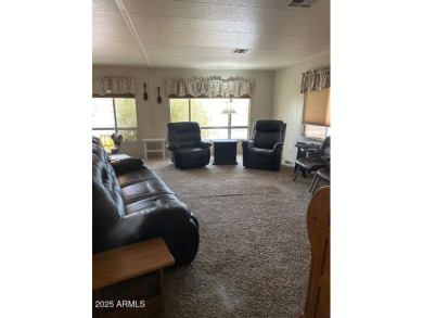 Great Winter getaway ! This home is move in ready. Quartz on Sun Lakes Country Club in Arizona - for sale on GolfHomes.com, golf home, golf lot