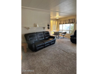 Great Winter getaway ! This home is move in ready. Quartz on Sun Lakes Country Club in Arizona - for sale on GolfHomes.com, golf home, golf lot