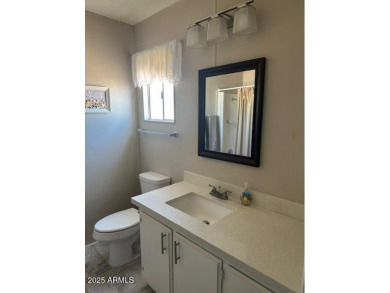 Great Winter getaway ! This home is move in ready. Quartz on Sun Lakes Country Club in Arizona - for sale on GolfHomes.com, golf home, golf lot