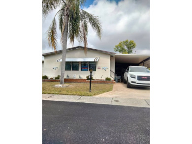 NO DAMAGES FROM HURRICANE!! MOVE IN READY!! Cash Only Sale! on Riverbend Golf and Country Club in Florida - for sale on GolfHomes.com, golf home, golf lot