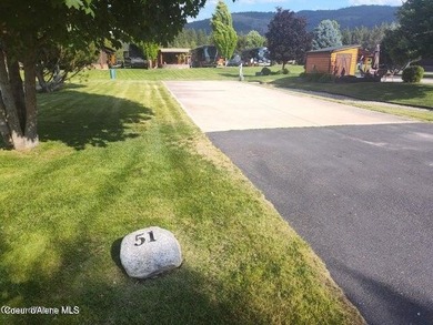 Beautiful Class A only Lot. A 1st class Owners Lounge w/kitchen on Stoneridge Golf Club in Idaho - for sale on GolfHomes.com, golf home, golf lot