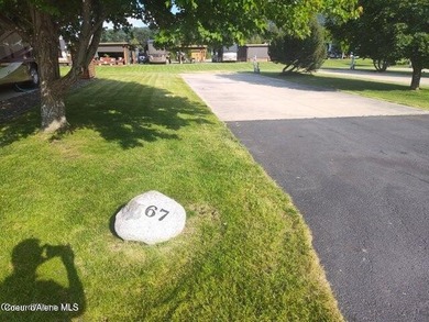 Beautiful Class A only Lot. A 1st class Owners Lounge w/kitchen on Stoneridge Golf Club in Idaho - for sale on GolfHomes.com, golf home, golf lot