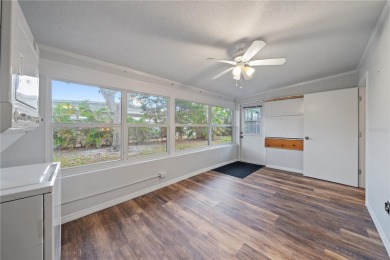 Beautifully Updated Home in Prime Venice Location - Close to on Jacaranda West Country Club in Florida - for sale on GolfHomes.com, golf home, golf lot